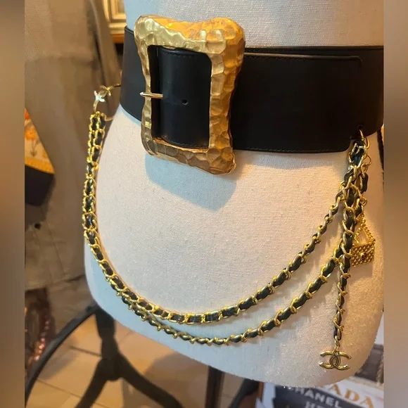 CHANEL Vintage Karl Lagerfeld 1993 Wide Black belt 24k gold plated - Picture 7 of 17